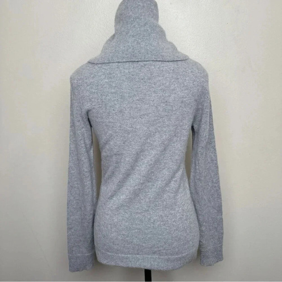 Michael Michael Kors Womens Small Turtle Neck Cashmere Grey  Sweater - Picture 2 of 15